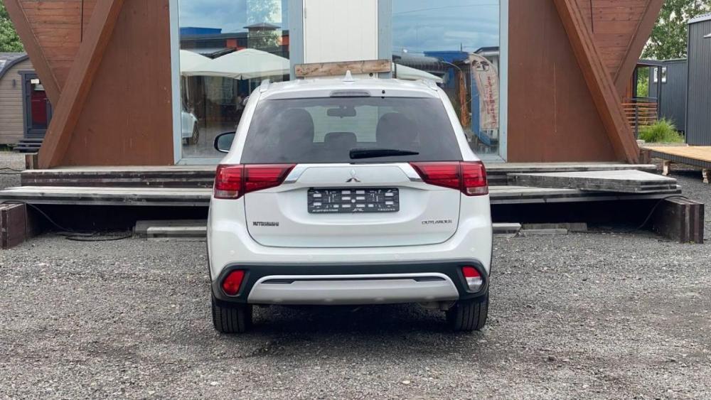 Mitsubishi Outlander III Рестайлинг 3 Санкт-Петербург  - изображение 5