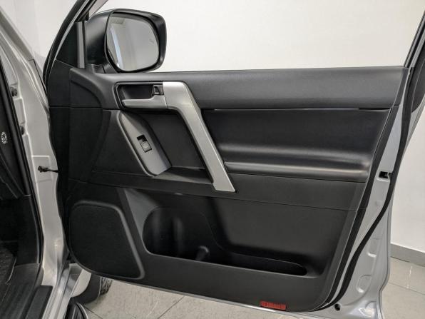 Toyota Land Cruiser Prado 150 Series Рестайлинг 3 с пробегом 2021 года, цена 6 850 000 рублей, 75069 км, внедорожник, Автокод Объявления