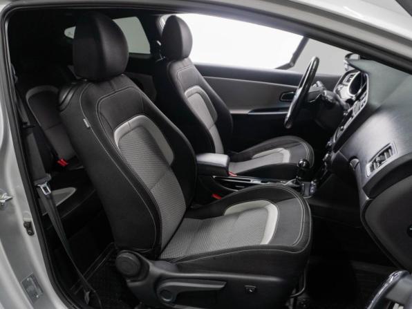 Kia Ceed II с пробегом 2014 года, цена 1 349 000 рублей, 143266 км, хэтчбек, Автокод Объявления