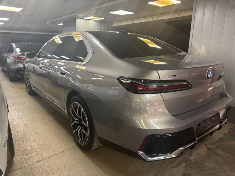 BMW 7 серии VII (G70) Москва  - изображение 1