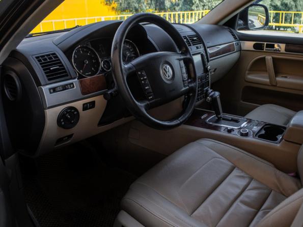 Volkswagen Touareg I Рестайлинг с пробегом 2008 года, цена 1 198 000 рублей, 272463 км, внедорожник, Автокод Объявления