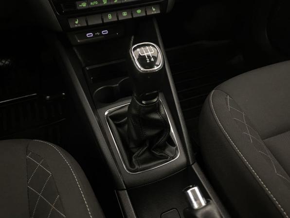 Skoda Rapid II с пробегом 2021 года, цена 1 520 000 рублей, 94292 км, лифтбек, Автокод Объявления