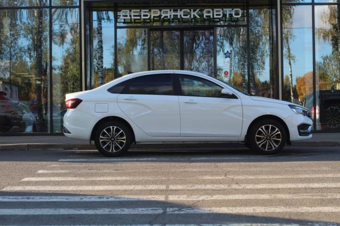Lada (ВАЗ) Vesta I Рестайлинг (NG) с пробегом 2024 года, цена 1 290 000 рублей, 28876 км, седан, Автокод Объявления