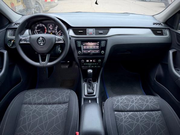 Skoda Rapid I Рестайлинг с пробегом 2018 года, цена 1 050 000 рублей, 215033 км, лифтбек, Автокод Объявления