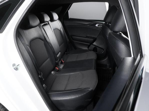 Kia Ceed III с пробегом 2020 года, цена 1 745 000 рублей, 101708 км, хэтчбек, Автокод Объявления