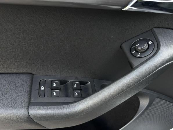 Skoda Octavia III (A7) Рестайлинг с пробегом 2018 года, цена 2 200 000 рублей, 74177 км, лифтбек, Автокод Объявления