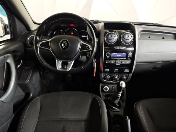 Renault Duster I Рестайлинг с пробегом 2019 года, цена 1 015 000 рублей, 300323 км, внедорожник, Автокод Объявления