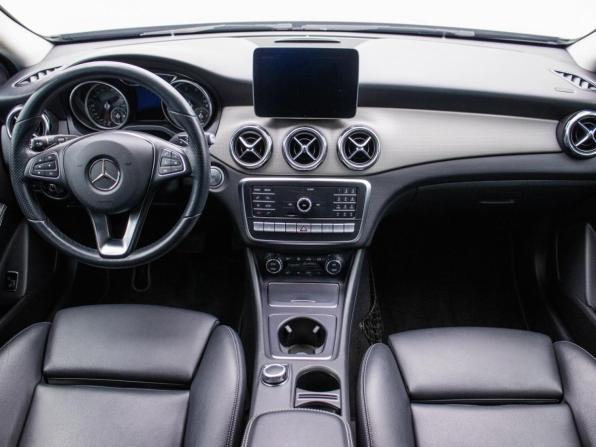 Mercedes-Benz GLA I (X156) Рестайлинг с пробегом 2018 года, цена 2 170 000 рублей, 119480 км, внедорожник, Автокод Объявления