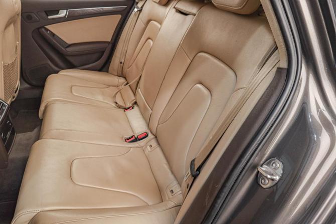 Audi A4 IV (B8) Рестайлинг с пробегом 2014 года, цена 1 579 000 рублей, 387120 км, универсал, Автокод Объявления