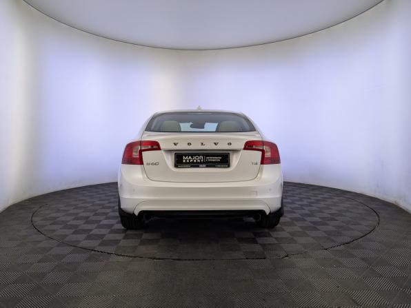 Volvo S60 II Рестайлинг с пробегом 2014 года, цена 1 750 000 рублей, 114730 км, седан, Автокод Объявления