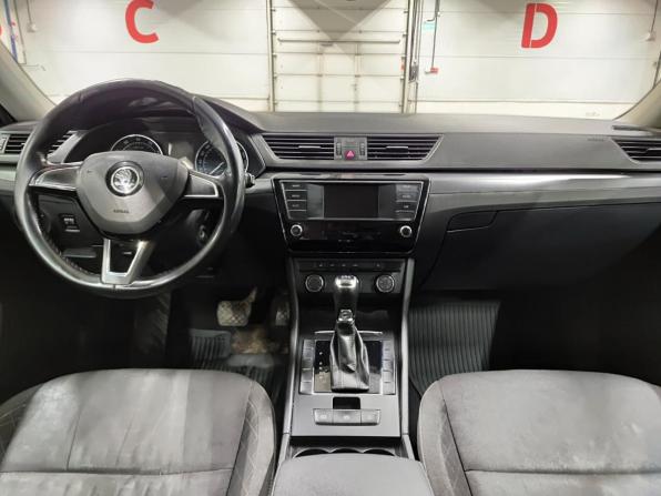 Skoda Superb III с пробегом 2016 года, цена 1 225 000 рублей, 244517 км, лифтбек, Автокод Объявления