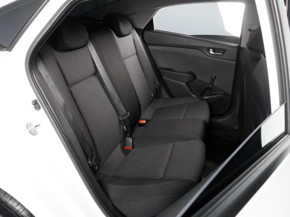 Hyundai Solaris II с пробегом 2017 года, цена 1 259 000 рублей, 115796 км, седан, Автокод Объявления