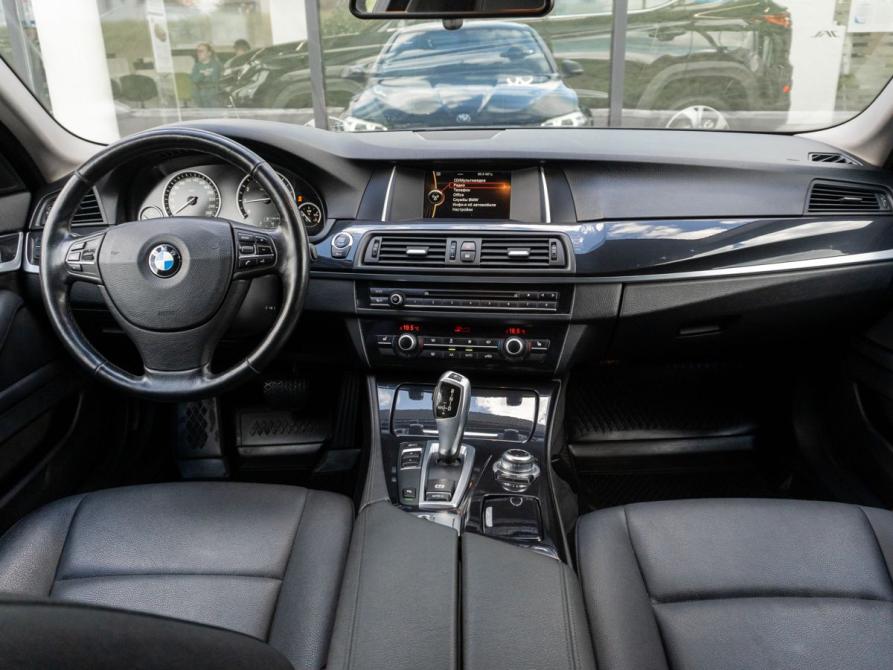 BMW 5 серии VI (F10/F11/F07) Рестайлинг Казань  - изображение 9