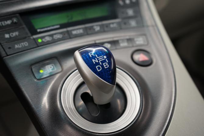 Toyota Prius III (XW30) с пробегом 2009 года, цена 1 288 000 рублей, 182000 км, лифтбек, Автокод Объявления