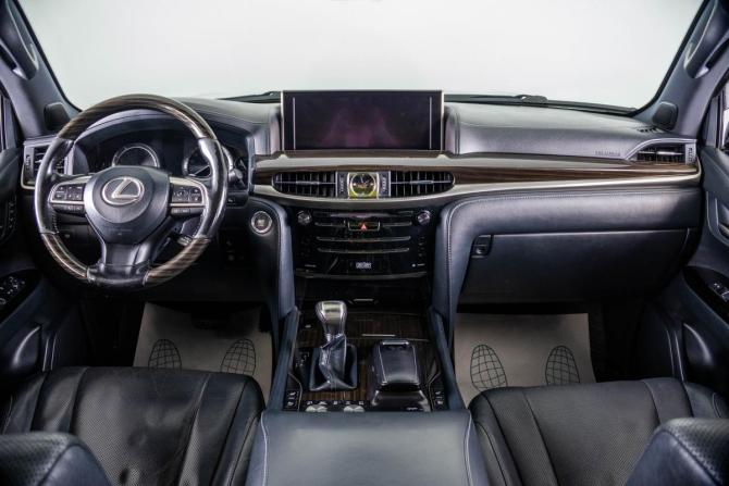 Lexus LX III Рестайлинг 2 с пробегом 2018 года, цена 7 449 000 рублей, 257933 км, внедорожник, Автокод Объявления