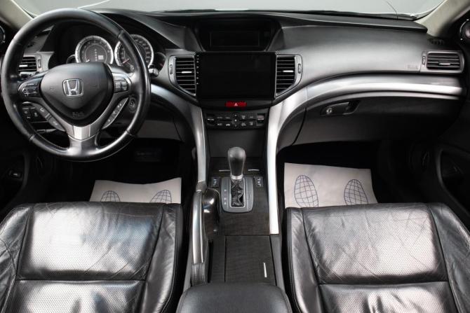 Honda Accord VIII Рестайлинг с пробегом 2012 года, цена 1 329 000 рублей, 250600 км, седан, Автокод Объявления