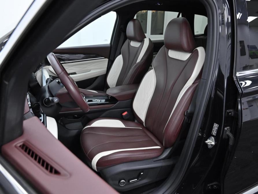 Geely Monjaro I Москва  - изображение 15