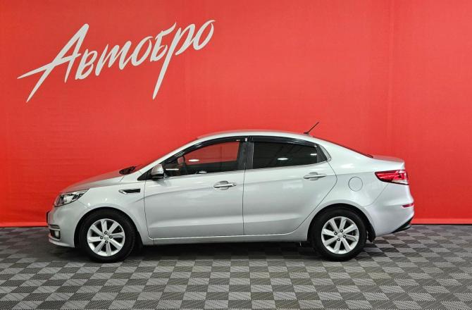 Kia Rio III Рестайлинг с пробегом 2015 года, цена 1 049 000 рублей, 158702 км, седан, Автокод Объявления