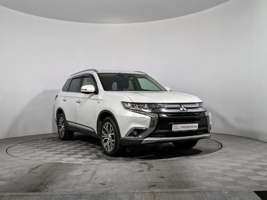 Mitsubishi Outlander III Рестайлинг 2 Санкт-Петербург  - изображение 3