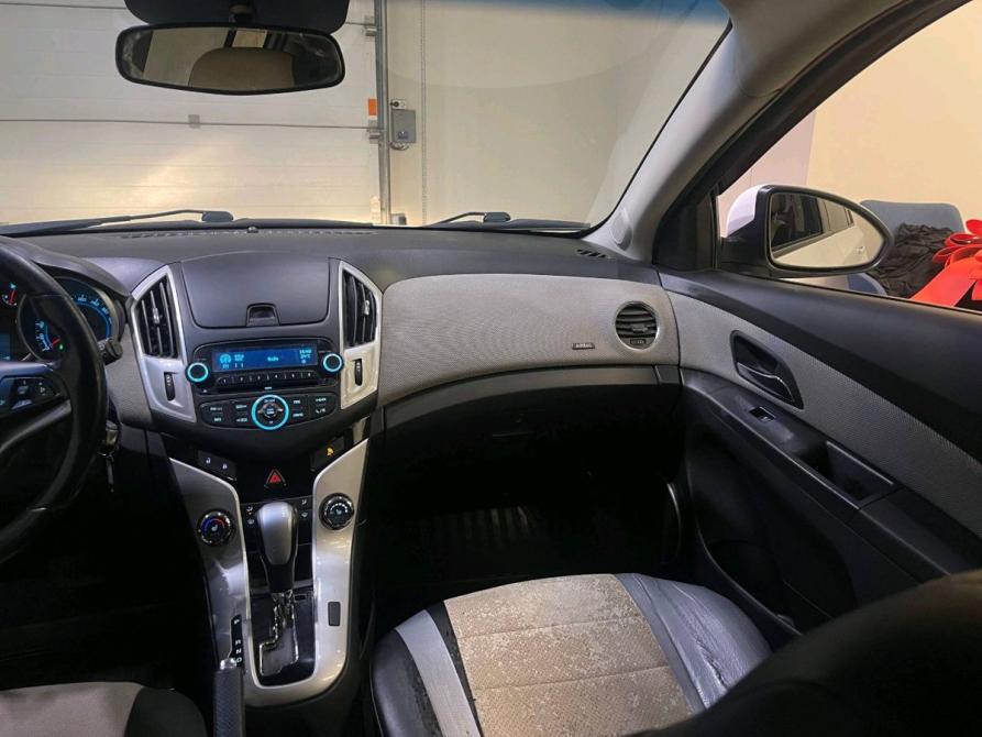 Chevrolet Cruze I Рестайлинг Новосибирск  - изображение 15