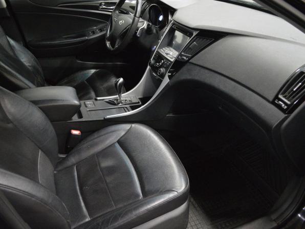 Hyundai Sonata VI (YF) с пробегом 2011 года, цена 900 000 рублей, 194270 км, седан, Автокод Объявления