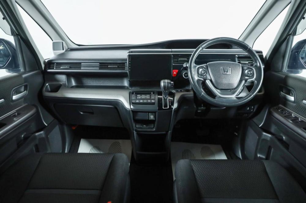 Honda Stepwgn V Рестайлинг Новосибирск  - изображение 9