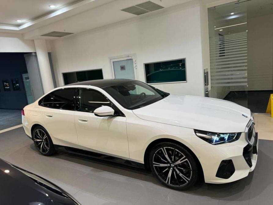 BMW 5 серии VIII (G60/G61/G68) Москва  - изображение 2