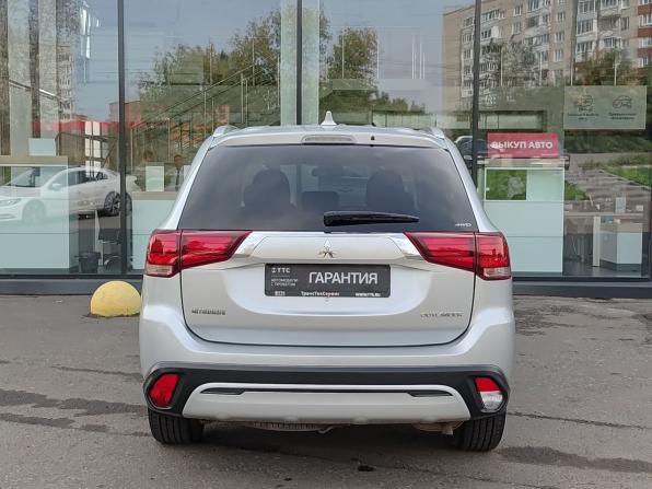 Mitsubishi Outlander III Рестайлинг 3 с пробегом 2019 года, цена 2 185 000 рублей, 108270 км, внедорожник, Автокод Объявления