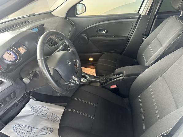 Renault Fluence I Рестайлинг с пробегом 2013 года, цена 699 000 рублей, 192400 км, седан, Автокод Объявления