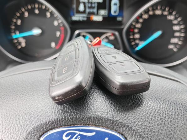 Ford Kuga II Рестайлинг с пробегом 2018 года, цена 1 123 000 рублей, 329965 км, внедорожник, Автокод Объявления