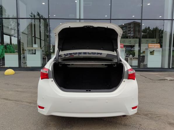 Toyota Corolla XI (E160 E170 E180) с пробегом 2013 года, цена 1 009 000 рублей, 193000 км, седан, Автокод Объявления