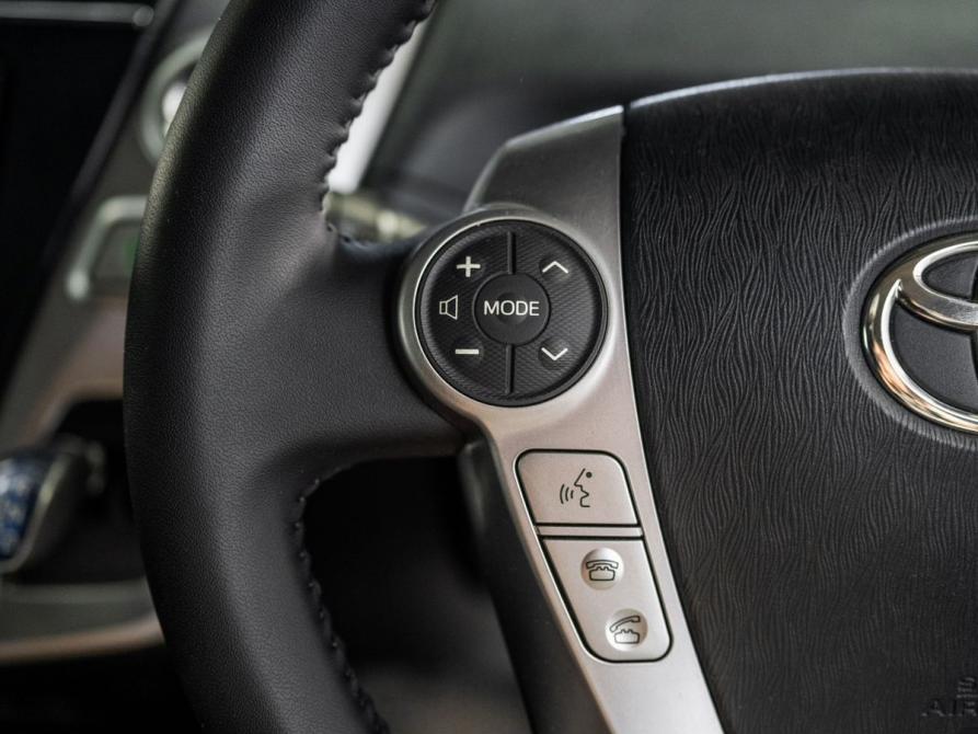Toyota Prius Alpha I (ZVW40/41) Рестайлинг Иркутск  - изображение 9