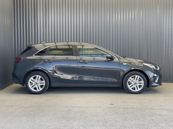 Kia Ceed III с пробегом 2019 года, цена 1 677 000 рублей, 113086 км, хэтчбек, Автокод Объявления