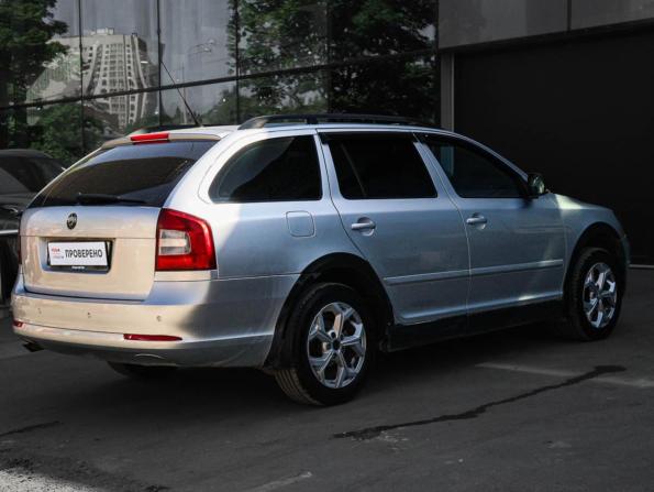 Skoda Octavia II (A5) Рестайлинг с пробегом 2009 года, цена 530 000 рублей, 236393 км, универсал, Автокод Объявления