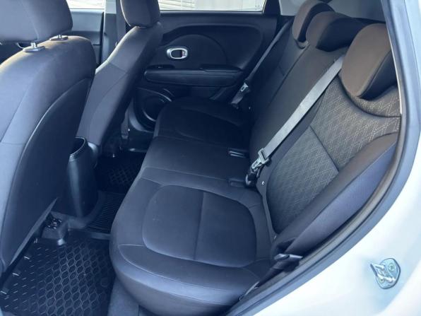 Kia Soul II Рестайлинг с пробегом 2018 года, цена 1 577 257 рублей, 83218 км, хэтчбек, Автокод Объявления