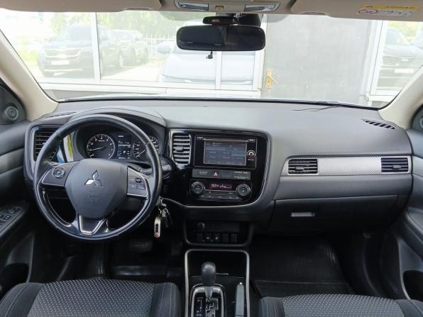 Mitsubishi Outlander III Рестайлинг 2 с пробегом 2017 года, цена 1 849 000 рублей, 189511 км, внедорожник, Автокод Объявления