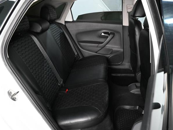 Volkswagen Polo V с пробегом 2015 года, цена 865 000 рублей, 217152 км, седан, Автокод Объявления