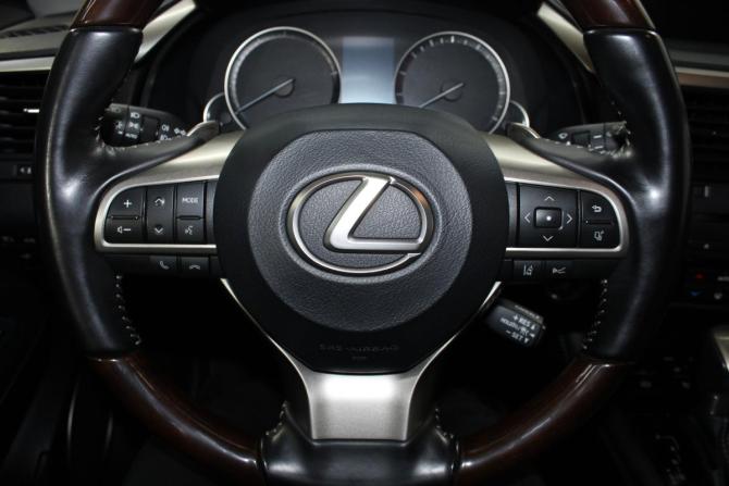Lexus RX IV Рестайлинг с пробегом 2021 года, цена 6 900 000 рублей, 57874 км, внедорожник, Автокод Объявления