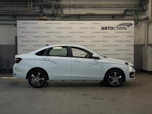 Lada (ВАЗ) Vesta I Рестайлинг (NG) с пробегом 2024 года, цена 1 319 000 рублей, 23000 км, седан, Автокод Объявления