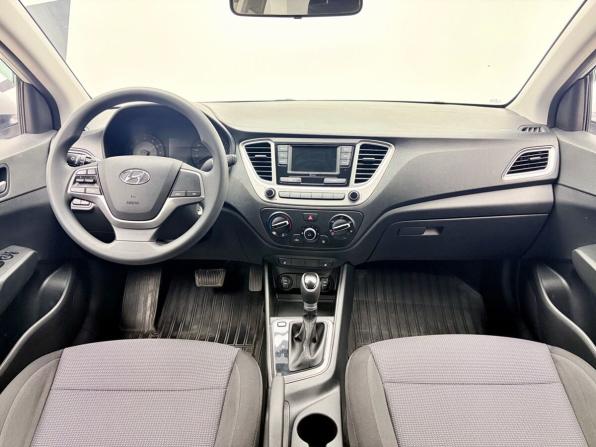 Hyundai Solaris II Рестайлинг с пробегом 2021 года, цена 1 779 000 рублей, 105046 км, седан, Автокод Объявления