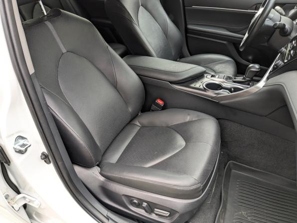 Toyota Camry VIII (XV70) Рестайлинг с пробегом 2021 года, цена 3 535 000 рублей, 63985 км, седан, Автокод Объявления