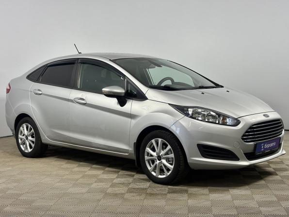 Ford Fiesta Mk6 Рестайлинг с пробегом 2018 года, цена 985 000 рублей, 102108 км, седан, Автокод Объявления