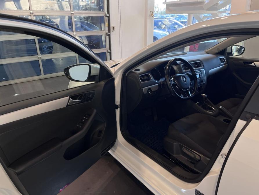 Volkswagen Jetta VI Рестайлинг Чебоксары  - изображение 21
