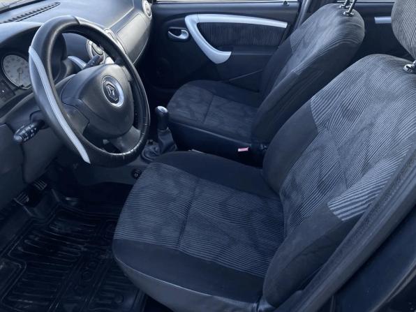 Renault Logan I Рестайлинг с пробегом 2010 года, цена 540 000 рублей, 206189 км, седан, Автокод Объявления