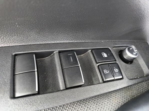 Toyota Levin XII (E210) с пробегом 2021 года, цена 1 715 000 рублей, 74300 км, седан, Автокод Объявления