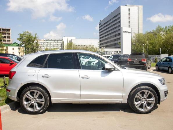 Audi Q5 I (8R) с пробегом 2009 года, цена 1 128 000 рублей, 212128 км, внедорожник, Автокод Объявления