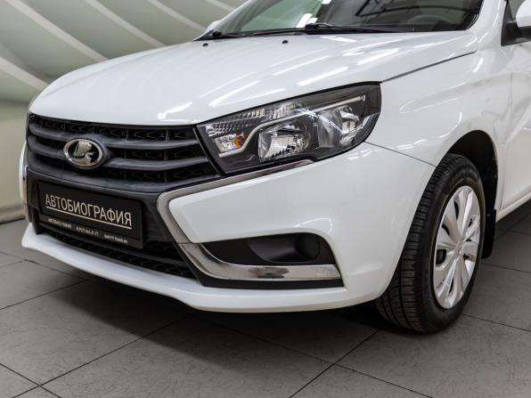 Lada (ВАЗ) Vesta I с пробегом 2018 года, цена 748 000 рублей, 75176 км, седан, Автокод Объявления