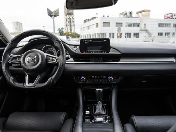 Mazda 6 III (GJ) Рестайлинг 2 с пробегом 2020 года, цена 2 600 000 рублей, 113841 км, седан, Автокод Объявления