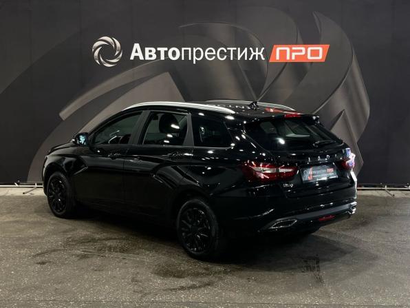 Lada (ВАЗ) Vesta I Рестайлинг (NG) с пробегом 2024 года, цена 1 377 000 рублей, 42126 км, универсал, Автокод Объявления