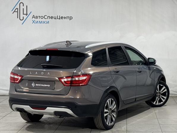 Lada (ВАЗ) Vesta I с пробегом 2018 года, цена 1 099 800 рублей, 105500 км, универсал, Автокод Объявления